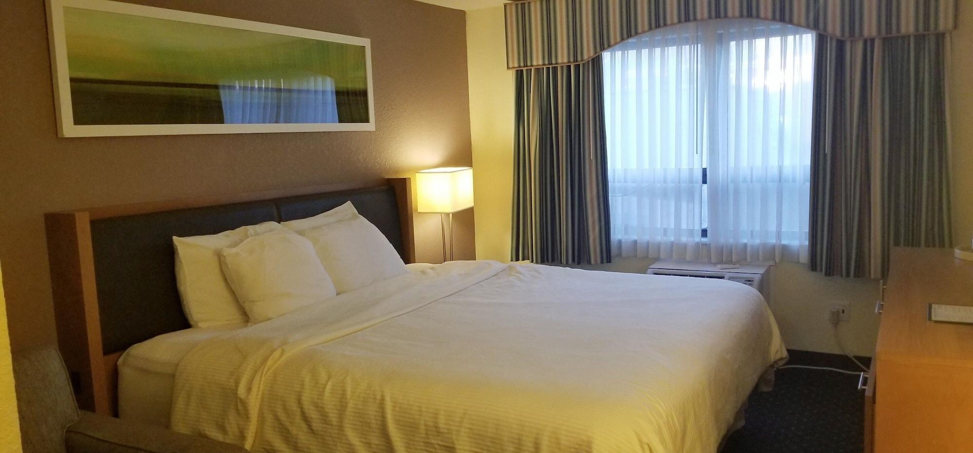 Lakeside Hotel Wakefield