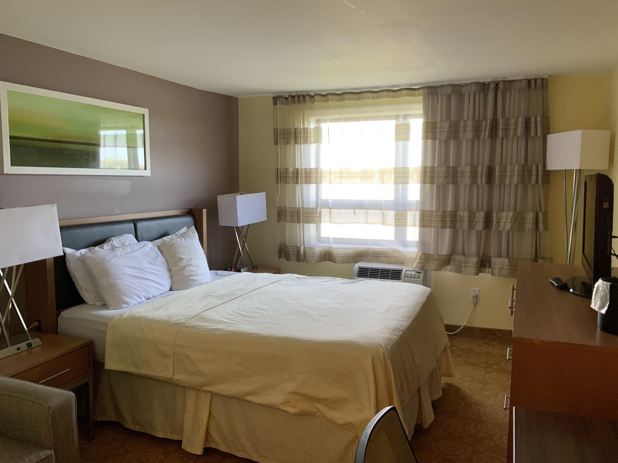 Lakeside Hotel Wakefield